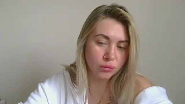 Snapshot of Nika_Diva chatting on 03/03/26, 09:04 Nika Diva online show from 03/03/26, 09:04