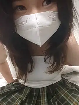 miniiceyya online show from 12/02/25, 05:35