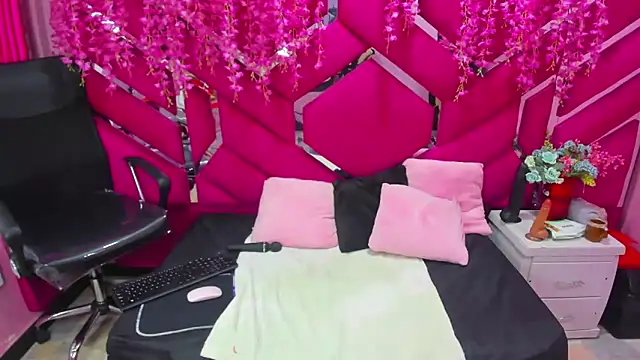 Alexa Sanz online show from 02/12/26, 09:43