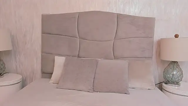 Naomii BDSM online show from 12/22/25, 11:40