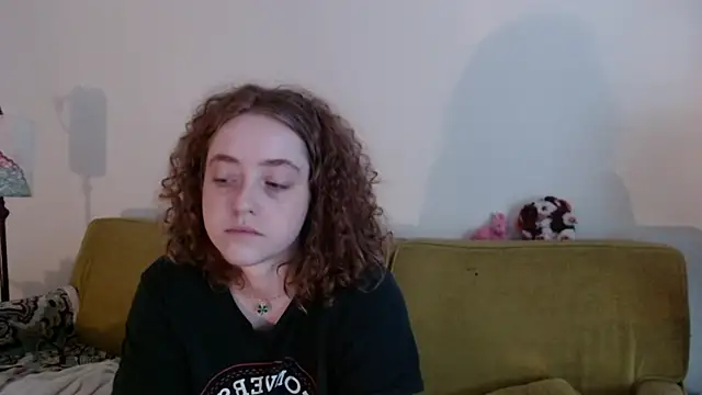 DeliaBlew online show from 05/17/26, 11:39