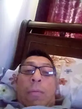 JRAdams23 online show from 12/13/25, 08:36