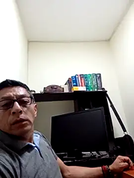 JRAdams23 online show from 12/17/25, 02:23