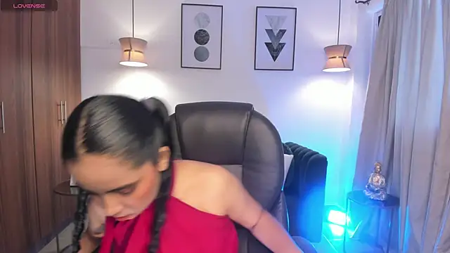 alana martiins online show from 12/21/25, 11:17