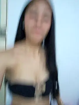 Snapshot of sofii_stormii chatting on 12/17/25, 05:19 sofii stormii online show from 12/17/25, 05:19