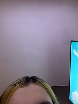 kira velour online show from 12/20/25, 11:56