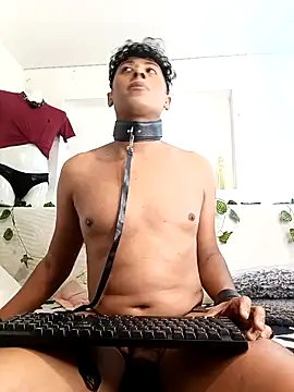 Varek biglatin dick online show from 12/03/25, 01:24