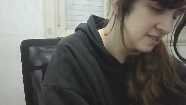 Snapshot of Darkytah chatting on 01/13/26, 01:27 Darkytah online show from 01/13/26, 01:27