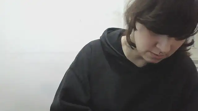 Snapshot of Darkytah chatting on 01/15/26, 03:27 Darkytah online show from 01/15/26, 03:27