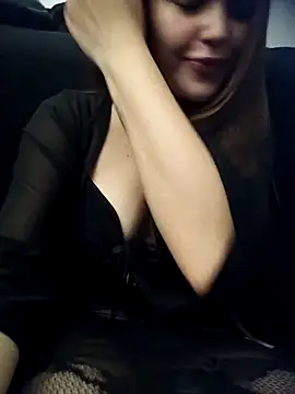 Snapshot of lunaevox chatting on 11/30/25, 11:09 lunaevox online show from 11/30/25, 11:09