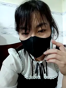 Snapshot of MintShow18 chatting on 02/10/26, 04:38 MintShow18 online show from 02/10/26, 04:38