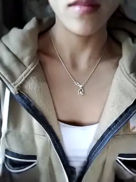 Snapshot of iam-eli chatting on 11/30/25, 09:35 iam-eli online show from 11/30/25, 09:35