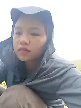 Snapshot of Pretty-haert chatting on 06/14/26, 02:24 Pretty-haert online show from 06/14/26, 02:24