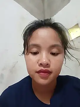 Snapshot of Pretty-haert chatting on 06/15/26, 04:47 Pretty-haert online show from 06/15/26, 04:47