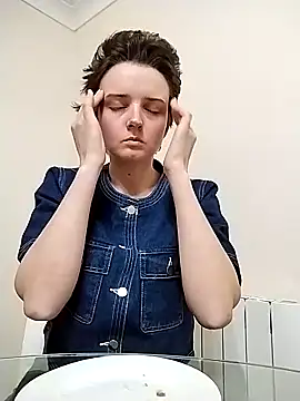 Amy01112 online show from 04/01/26, 07:00