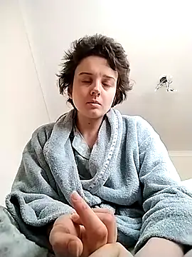 Amy01112 online show from 05/17/26, 11:39