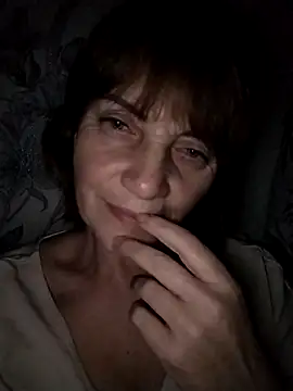 MichelleLove48 online show from 12/14/25, 07:51