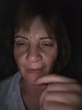 MichelleLove48 online show from 06/05/26, 11:43