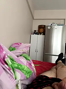 Snapshot of BABAYORGUN344455 chatting on 12/14/25, 01:27 BABAYORGUN344455 online show from 12/14/25, 01:27