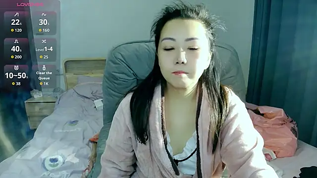 Snapshot of chenanni-01 chatting on 12/01/25, 03:28 chenanni-01 online show from 12/01/25, 03:28