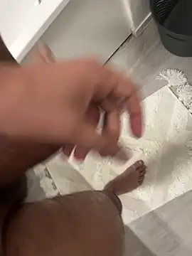 grosqueue3838 online show from 11/30/25, 04:22