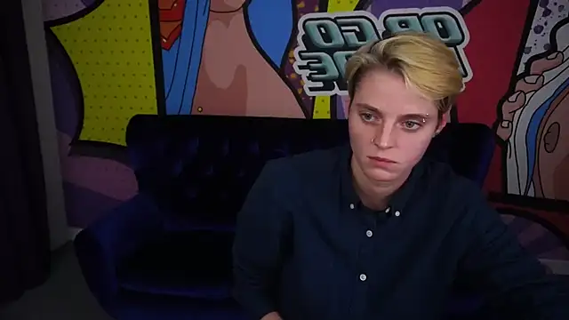 Snapshot of RoxyFlamee chatting on 12/02/25, 03:29 RoxyFlamee online show from 12/02/25, 03:29