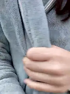 Snapshot of gatitachula93 chatting on 02/07/26, 03:27 gatitachula93 online show from 02/07/26, 03:27