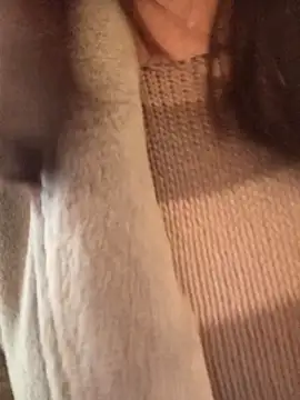 Snapshot of gatitachula93 chatting on 02/23/26, 02:25 gatitachula93 online show from 02/23/26, 02:25