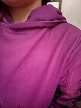 Snapshot of gatitachula93 chatting on 02/27/26, 03:01 gatitachula93 online show from 02/27/26, 03:01