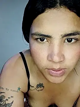 lucy devil23 online show from 03/05/26, 07:32