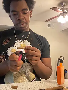 JaHavin- online show from 06/15/26, 06:21