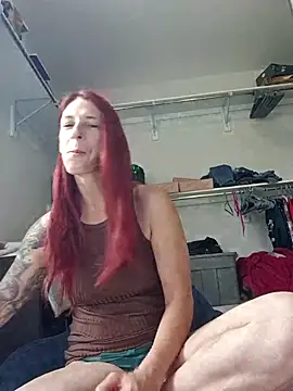 Snapshot of poleslut69 chatting on 06/19/26, 03:16 poleslut69 online show from 06/19/26, 03:16