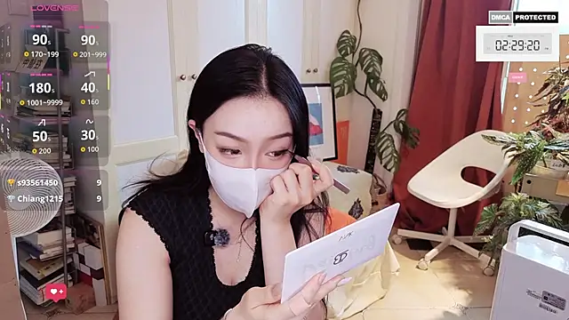 nayomi 34f online show from 05/20/26, 06:30