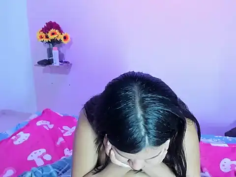 Snapshot of 18teenssexy chatting on 02/12/26, 11:44 18teenssexy online show from 02/12/26, 11:44