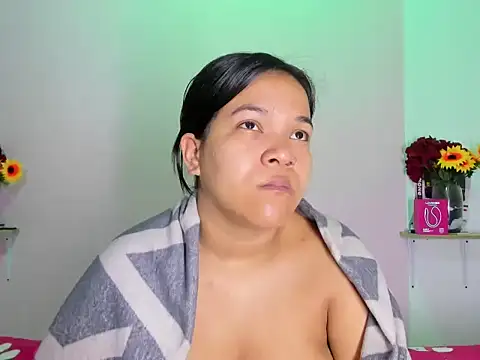 Snapshot of 18teenssexy chatting on 02/27/26, 11:43 18teenssexy online show from 02/27/26, 11:43