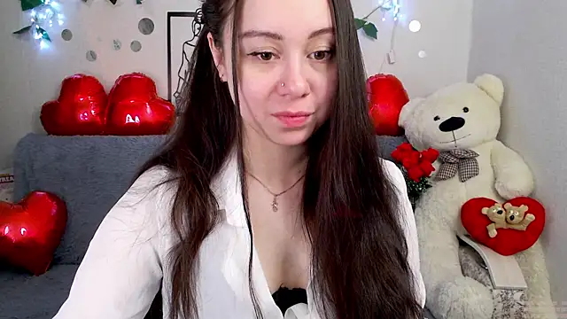 AlinaEleven online show from 04/13/26, 11:54