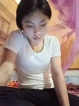 Hilary-123 online show from 05/18/26, 04:51