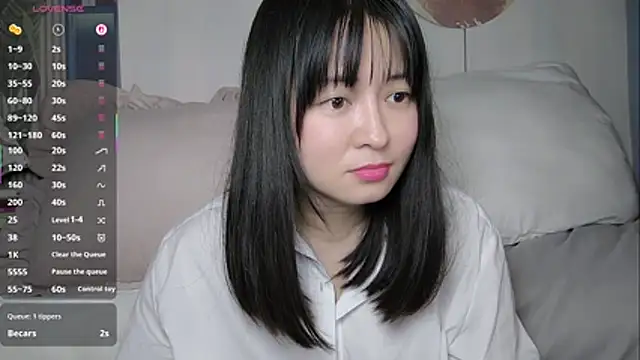 Snapshot of Cheri99 chatting on 12/16/25, 01:54 Cheri99 online show from 12/16/25, 01:54