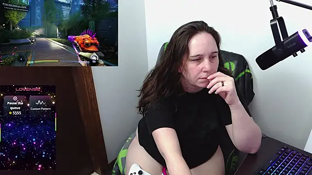 msgamergirl69 online show from 02/25/26, 04:11