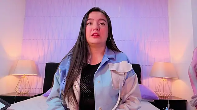 Snapshot of Valeria_Dean chatting on 12/03/25, 12:14 Valeria Dean online show from 12/03/25, 12:14