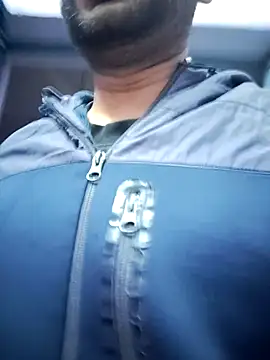 Snapshot of AlphaAura460 chatting on 12/18/25, 07:58 AlphaAura460 online show from 12/18/25, 07:58