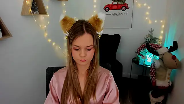 MidnighteAura online show from 12/18/25, 06:14