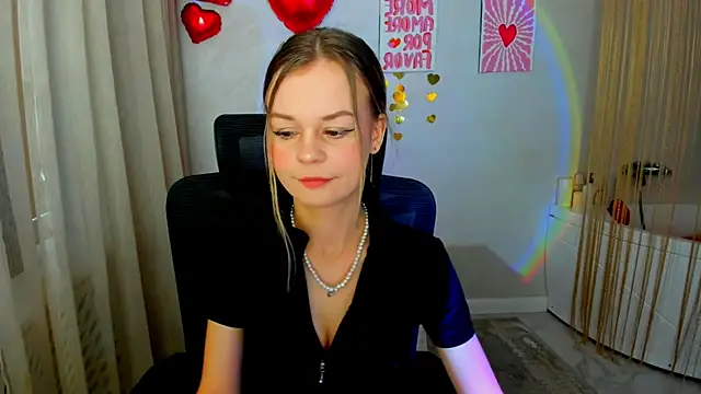 MidnighteAura online show from 02/17/26, 10:45