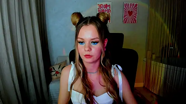 MidnighteAura online show from 03/01/26, 07:38