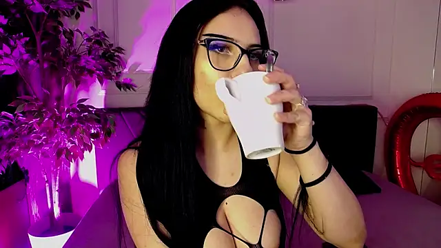 RavenFoxxy online show from 02/27/26, 06:02