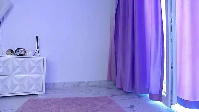 RavenFoxxy online show from 06/29/26, 10:15