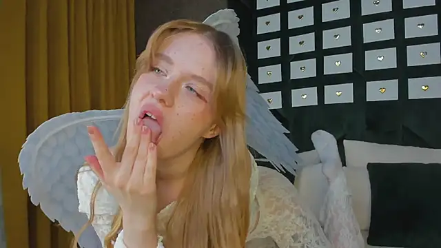 Victori Fox online show from 02/13/26, 01:12