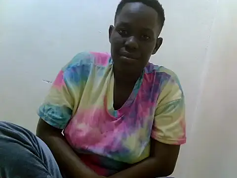 Snapshot of chocolatey_pussy chatting on 12/21/25, 06:04 chocolatey pussy online show from 12/21/25, 06:04