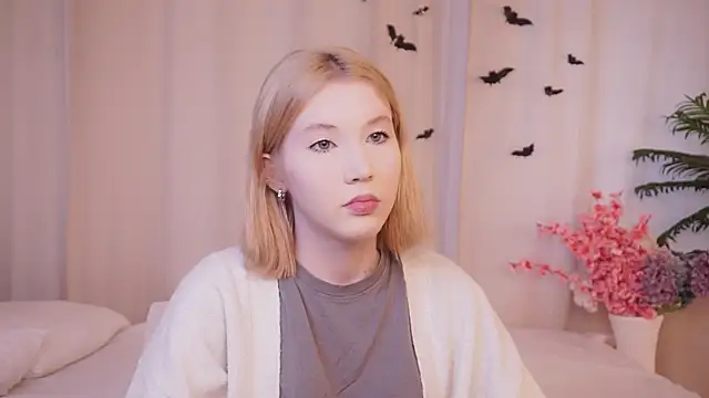 Snapshot of DonitaTerranova chatting on 12/02/25, 08:41 DonitaTerranova online show from 12/02/25, 08:41