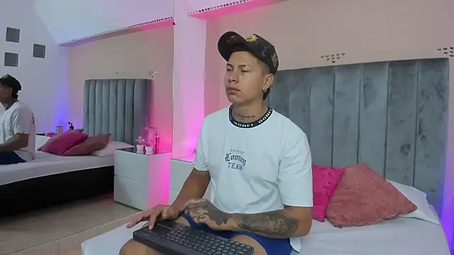 kaylaa sex online show from 03/05/26, 01:18